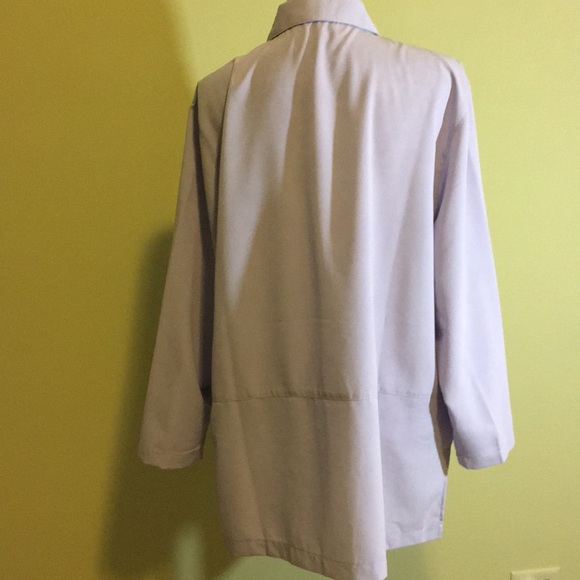 Travelsmith tunic lavender button down - Picture 4 of 4